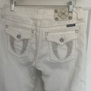 Gorgeous pair of white & silver Angel Wings MissMe skinny jeans  sz 29 JP5082510